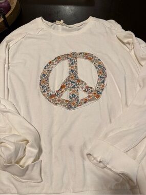 easel off White Crewneck Pullover